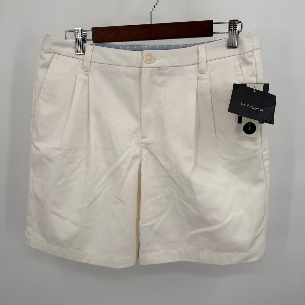 Liz Claiborne Womens 10 Shorts White Pleated Cotton Carefree Stain Resistant NWT